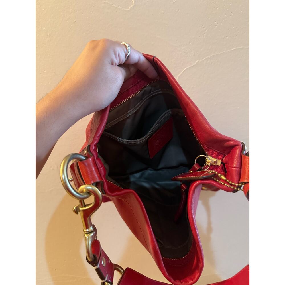 Coach 10615 Ergo Hobo Bag Red Leather Brass Hardware Y2K Hang Tag - Picture 9 of 12